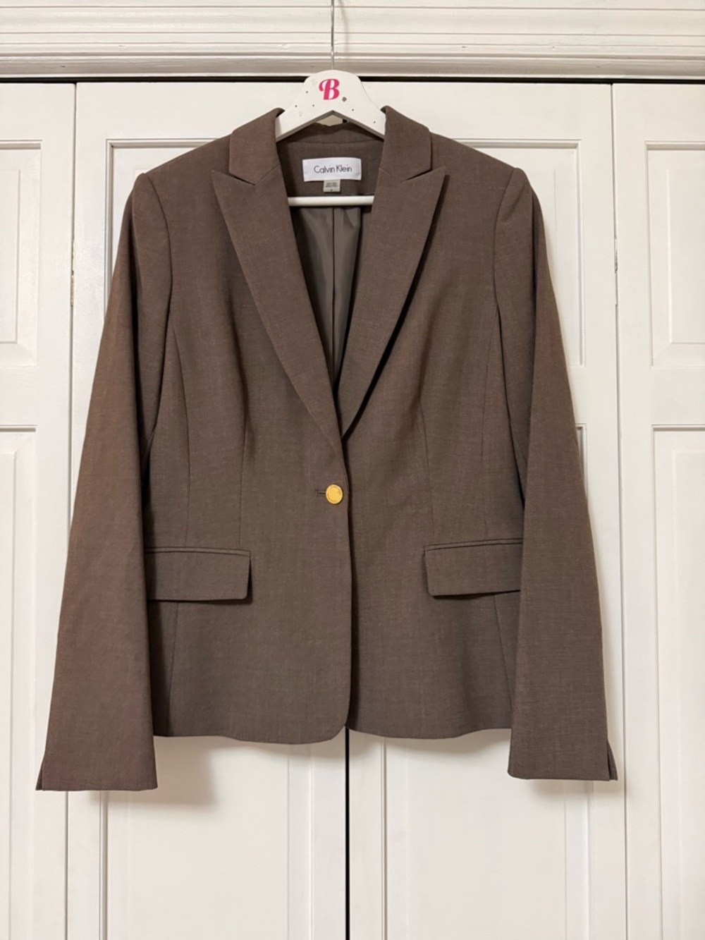 NWOT Calvin Klein Brown Single-Button Blazer with Gold Button Women’s 6 Career